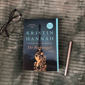 The Nightingale by Kristin Hannah Book